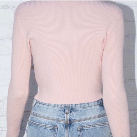 Brandy Melville Baby Pink Cropped Ribbed Sweater - Picture 5 of 9